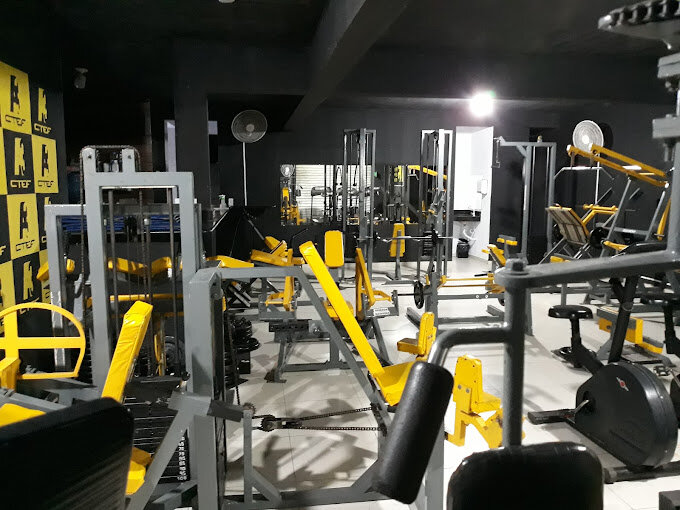 Academia Completa á venda