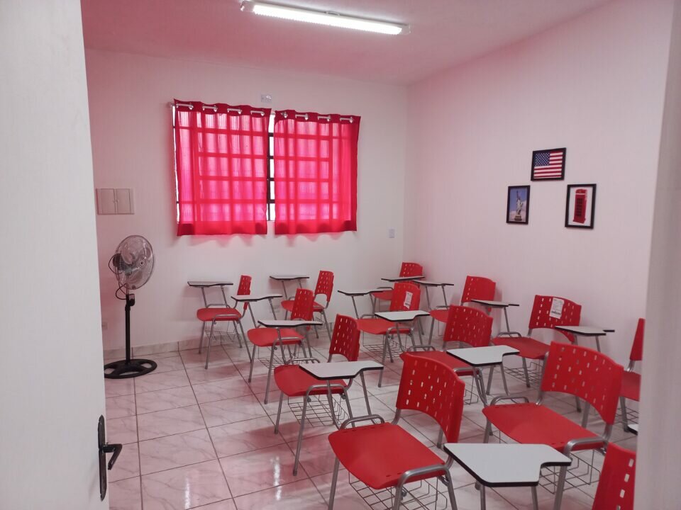 Escola de Cursos Profissionalizantes