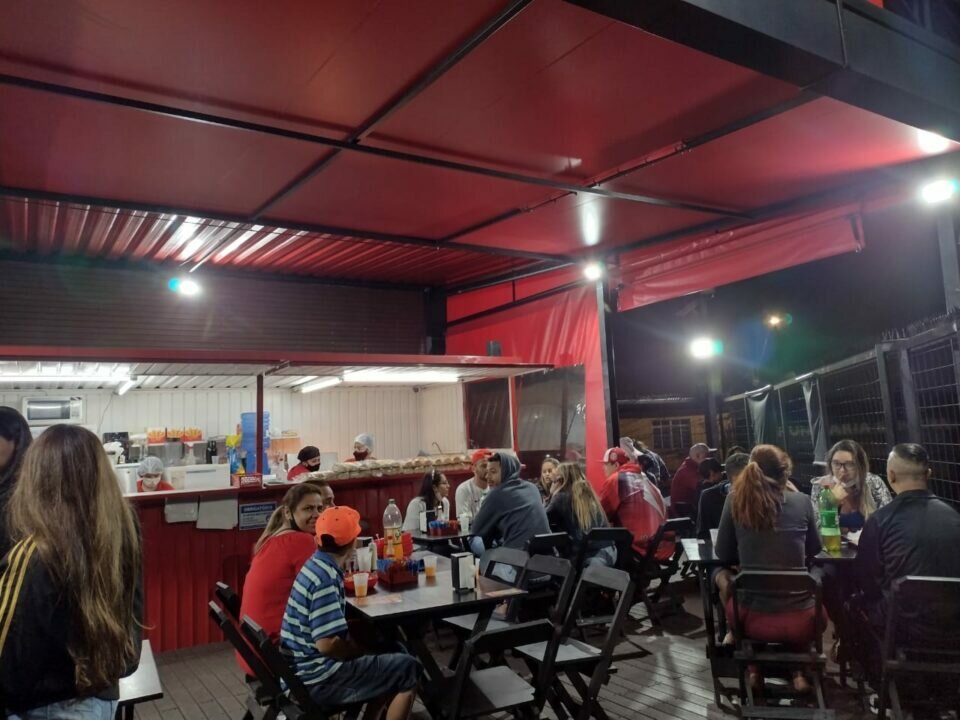 PASSO O PONTO DE TRAILER DE LANCHES