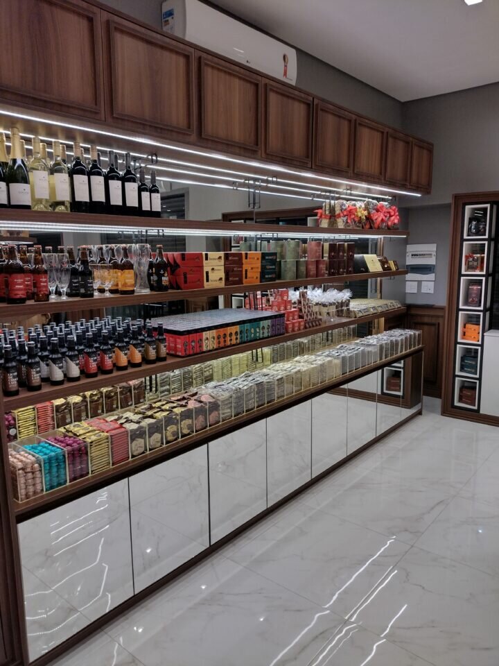 Loja de chocolate e cafeteria