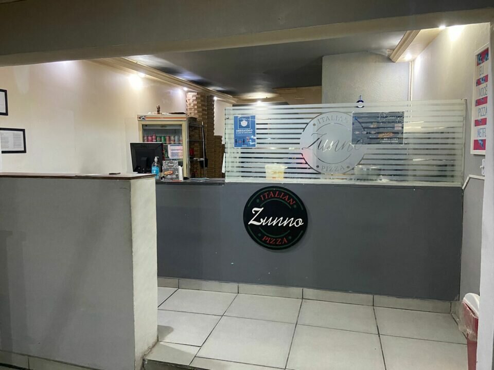 Vende-se PIZZARIA 50m metrô Jabaquara SP