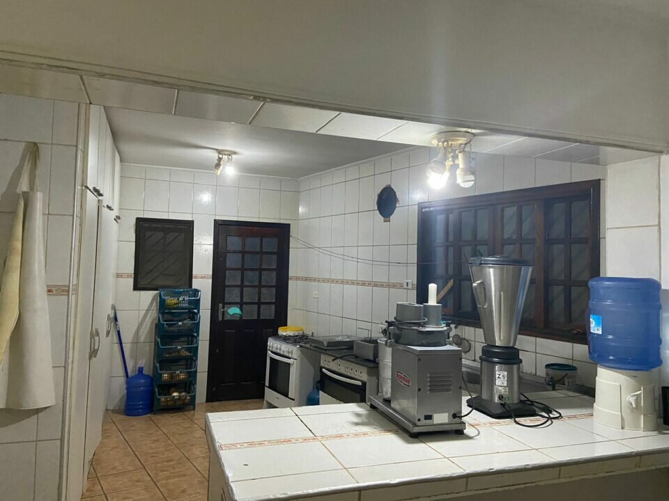 Vende-se PIZZARIA 50m metrô Jabaquara SP