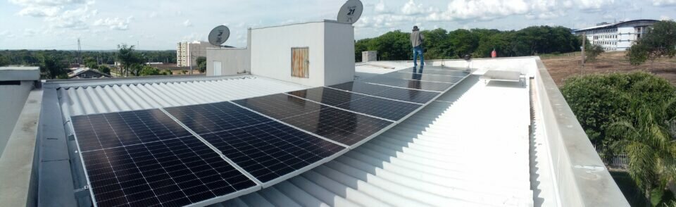 EMPRESA INSTALADORA E DISTRIBUIDORA DE EQUIPAMENTOS ENERGIA SOLAR
