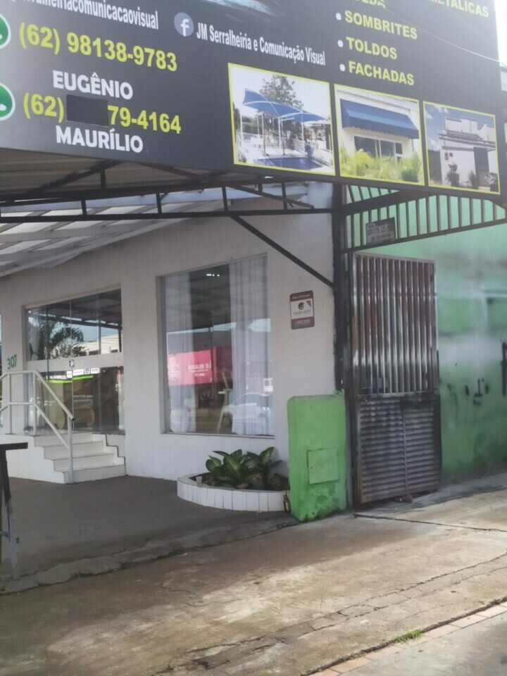 Vende-se , serralheria