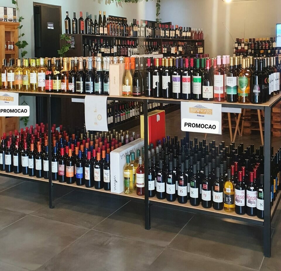 VENDO LOJA DE VINHOS E BEBIDAS