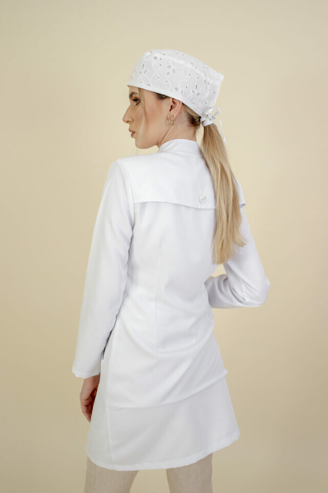 Marca de jalecos, pijamas cirúrgicos e toucas modernos