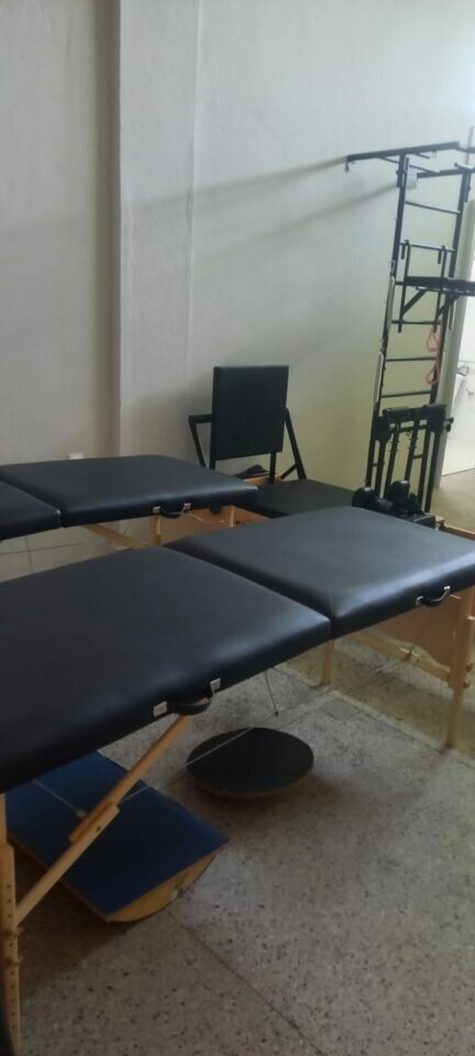 Vendo clinica de fisioterapia e pilates equipada