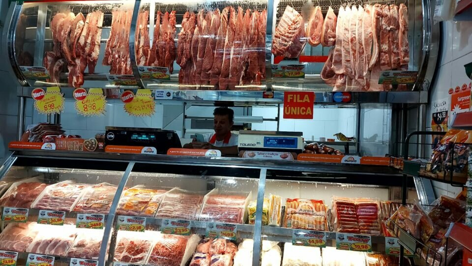 Passa-se o Ponto AÇOUGUE COMPLETO
