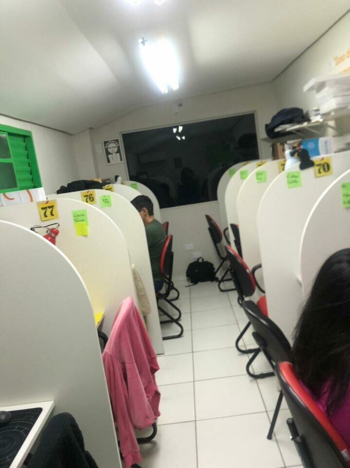 Cabines de EstudoalvoConcurseiros,Mestrandos,Doutorandos,etc