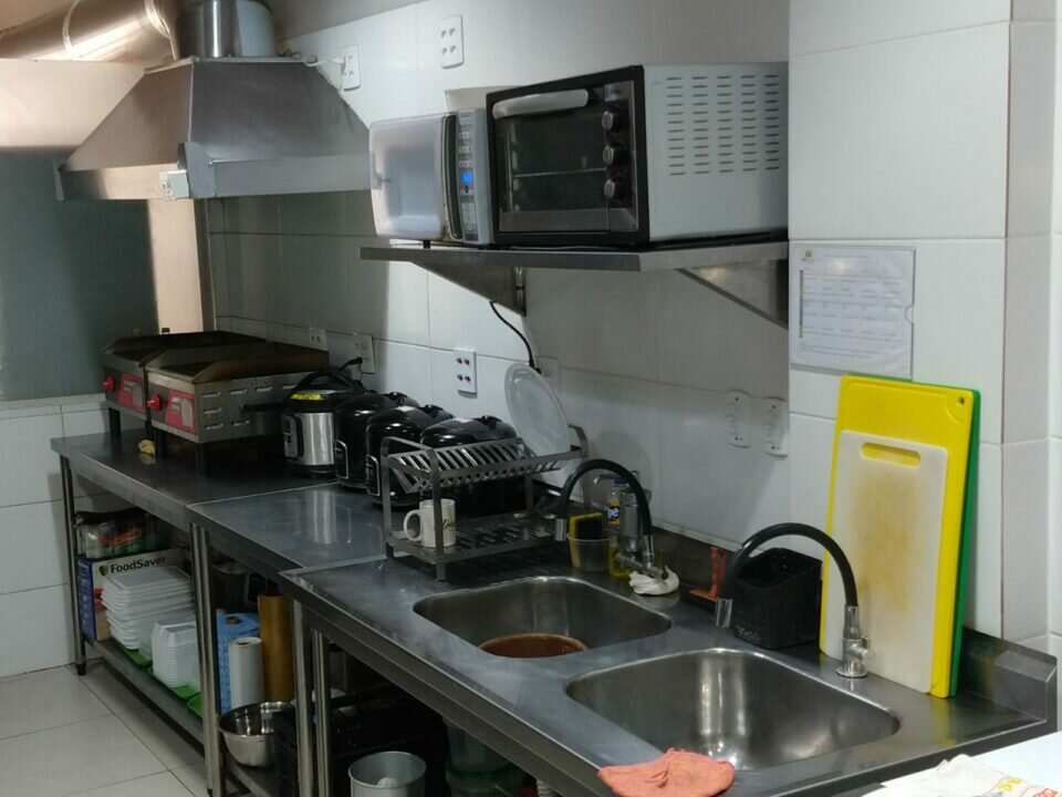 Vendo Restaurante/lanchonete montado no Bairro Buritis Excelente ponto
