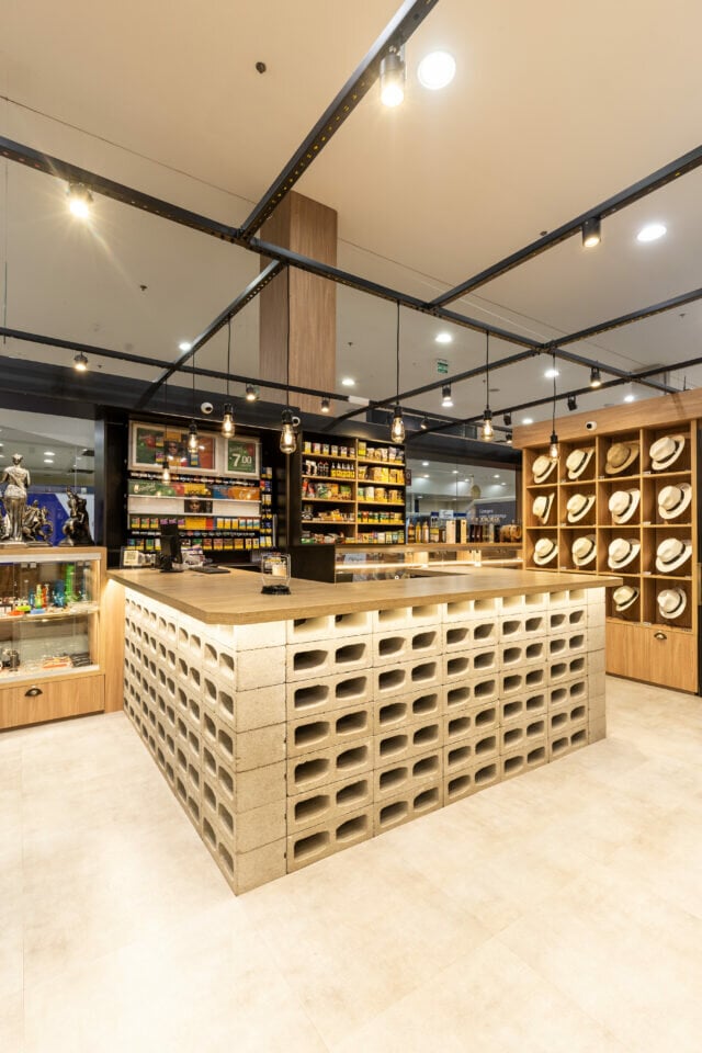 Loja em Shopping Tabacaria / Charutaria / Presentes Finos