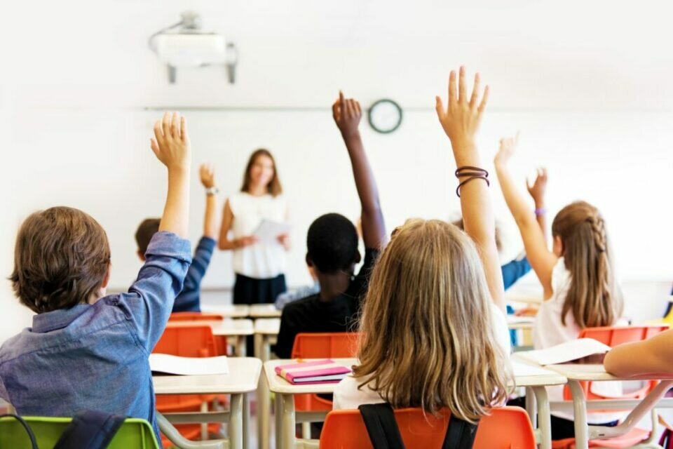 Escola a venda