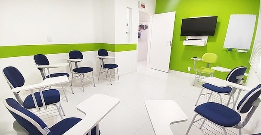 Escola de Idiomas