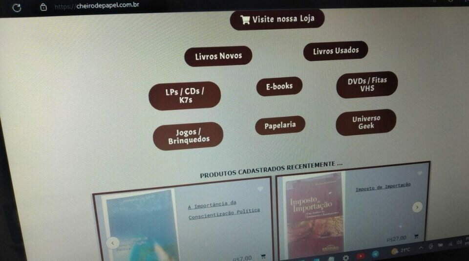 VENDO LIVRARIA SEBO