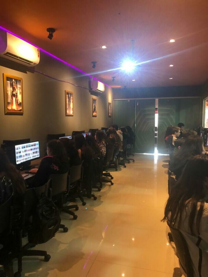Escola de Computação Gráfica e Nível Superior