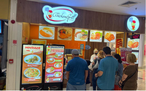 Restaurante marca própria há 15 anos no shopping com delivery