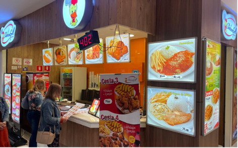 Restaurante marca própria há 15 anos no shopping com delivery