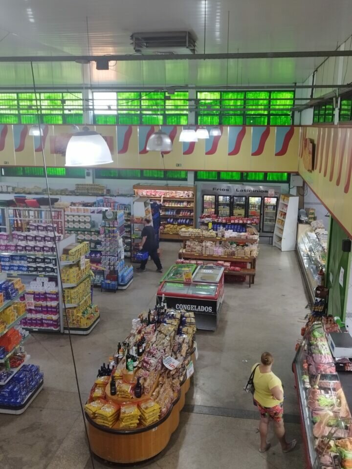 Vendo Supermercado em Estiva Gerbi -SP