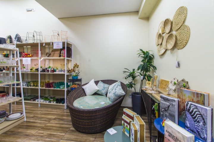 Loja de móveis, decoração e presentes