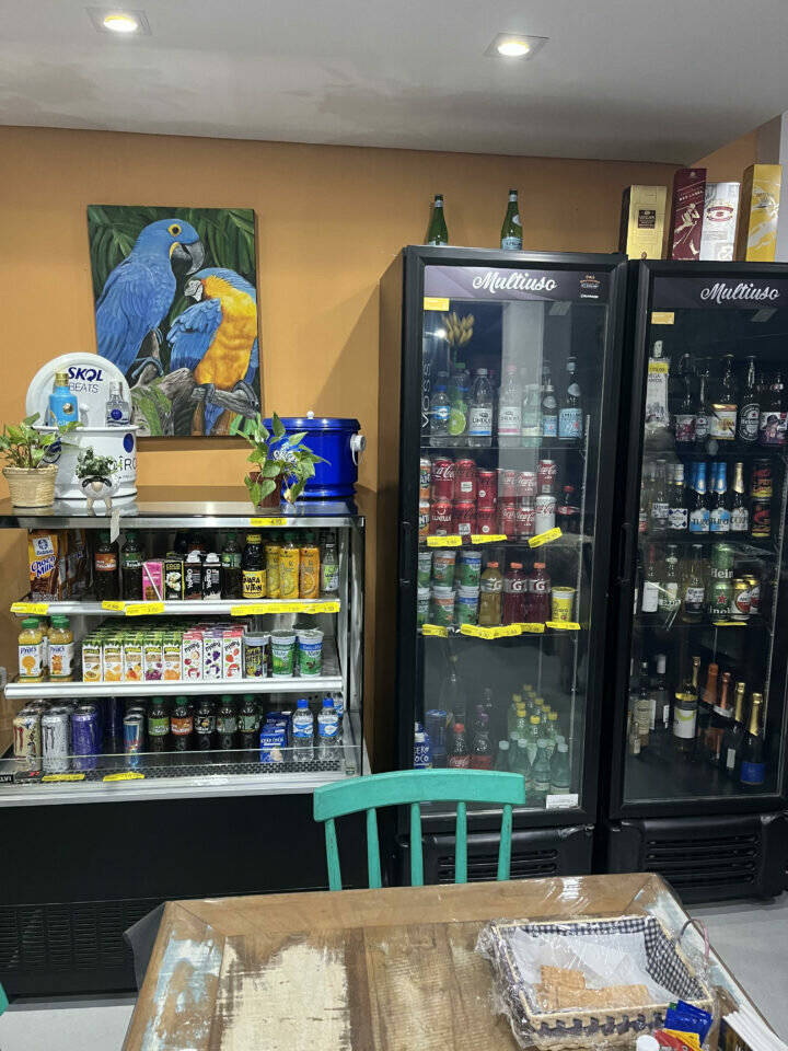 Mine mercado com Cafeteria