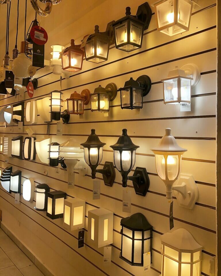 LOJA DE MATERIAIS ELÉTRICOS E ILUMINACAO DECORATIVA