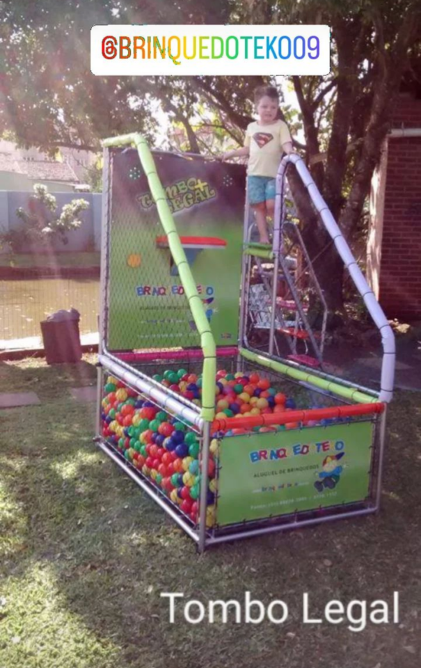 Vendo empresa de locação de brinquedos c/ a Marca