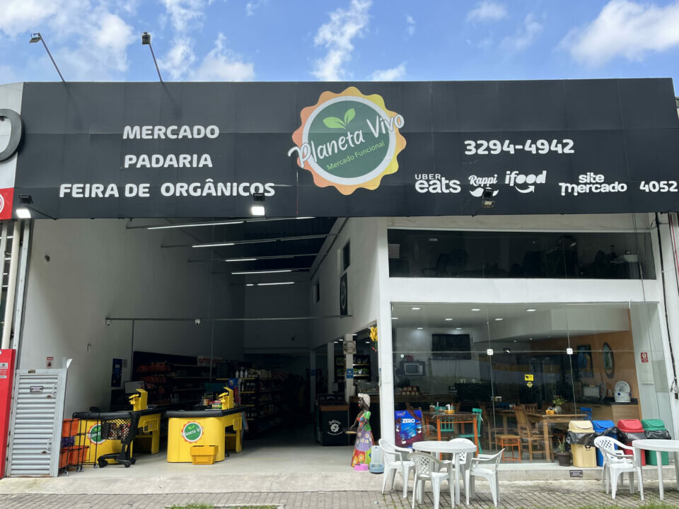Mine mercado com Cafeteria