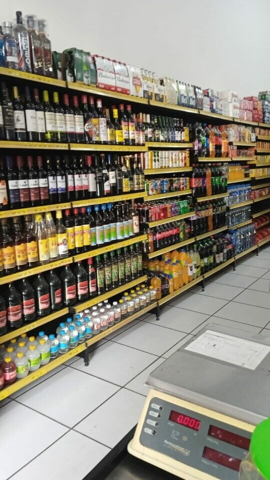 Vende-se Supermercado
