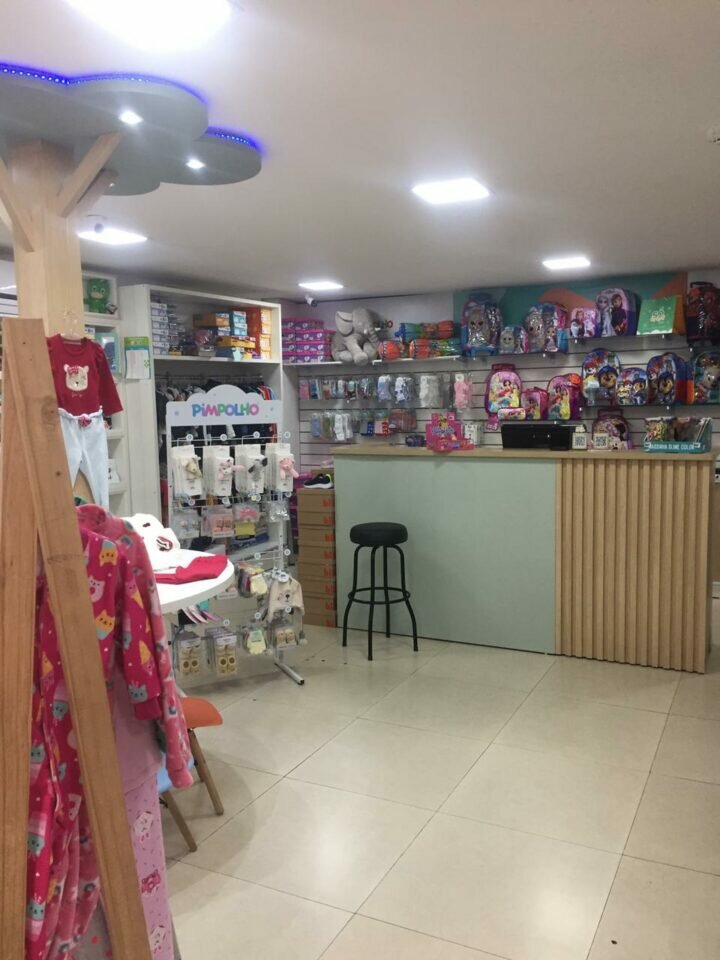 Loja infantil brinquedo roupa sapato puericultura leve