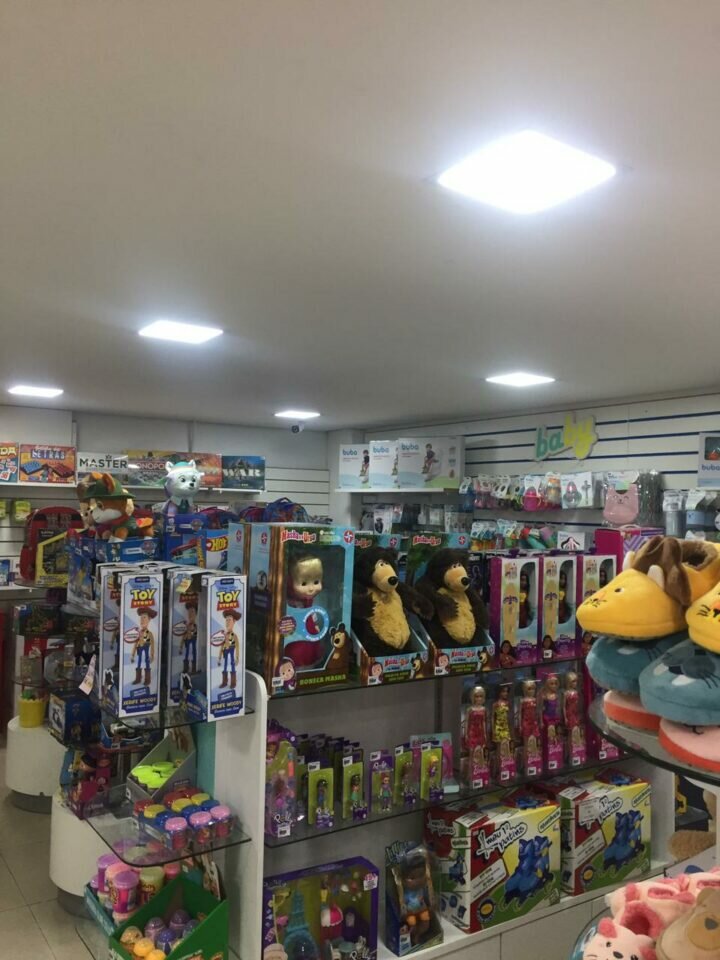Loja infantil brinquedo roupa sapato puericultura leve