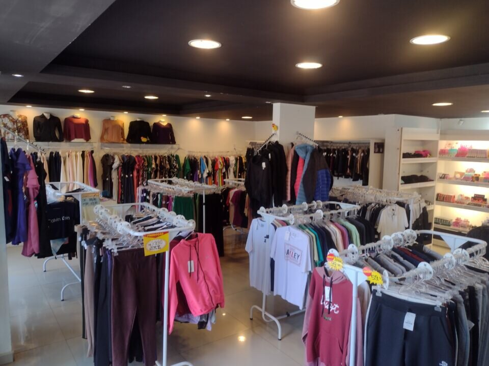 Loja de roupas a venda em Itajaí