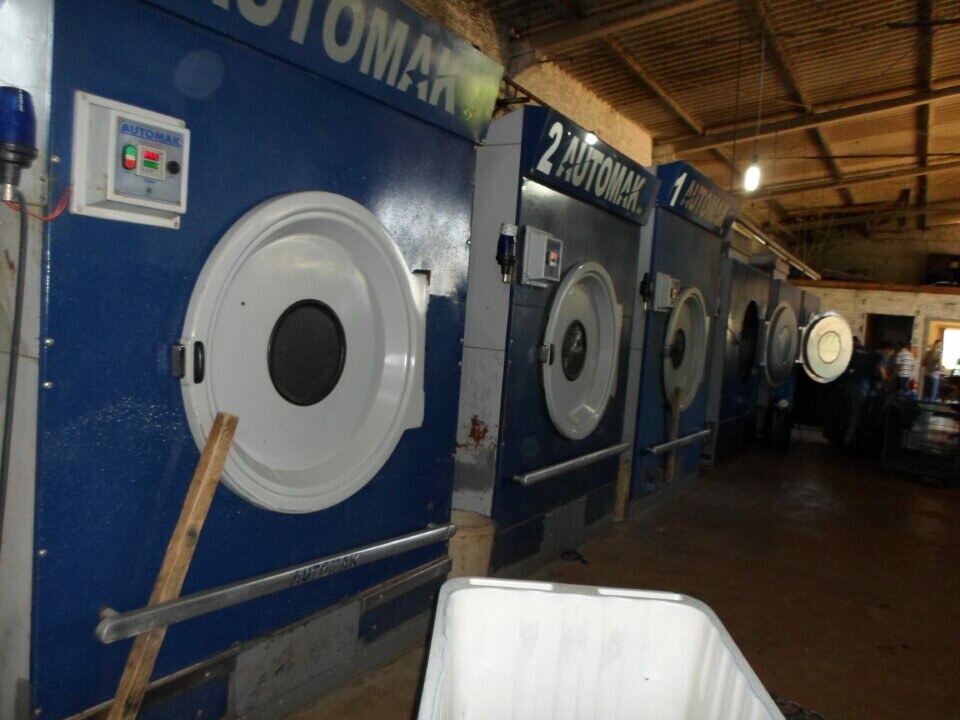 Vendo Lavanderia industrial de jeans completa