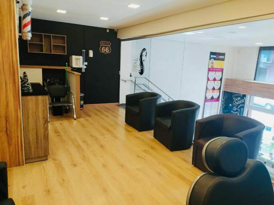 Salão de Beleza Completa com Franquia Renomada