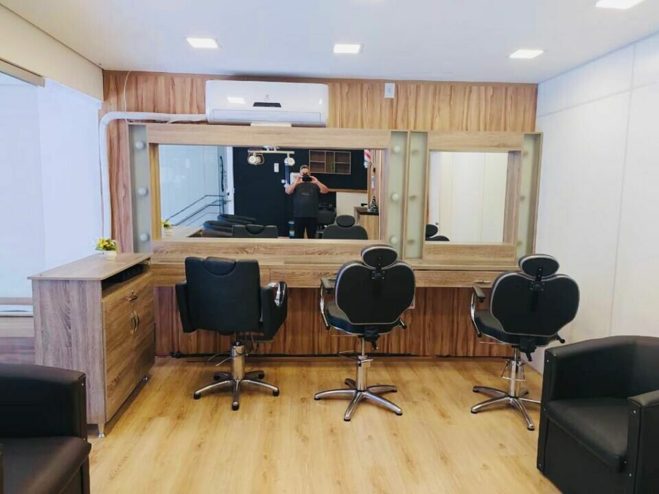 Salão de Beleza Completa com Franquia Renomada