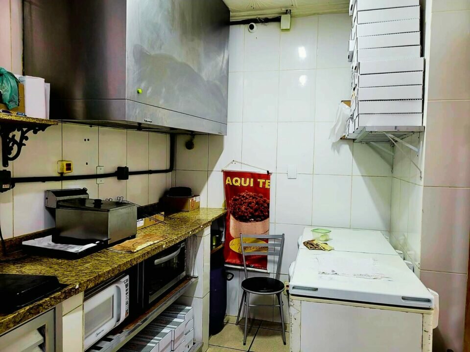 Ponto comercial na Taquara  – Loja de bolos e salgado