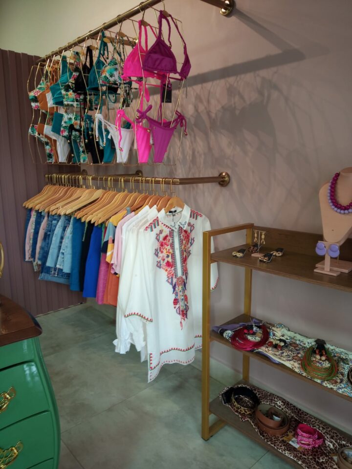 VENDO LOJA ROUPAS FEMININAS MULTIMARCAS