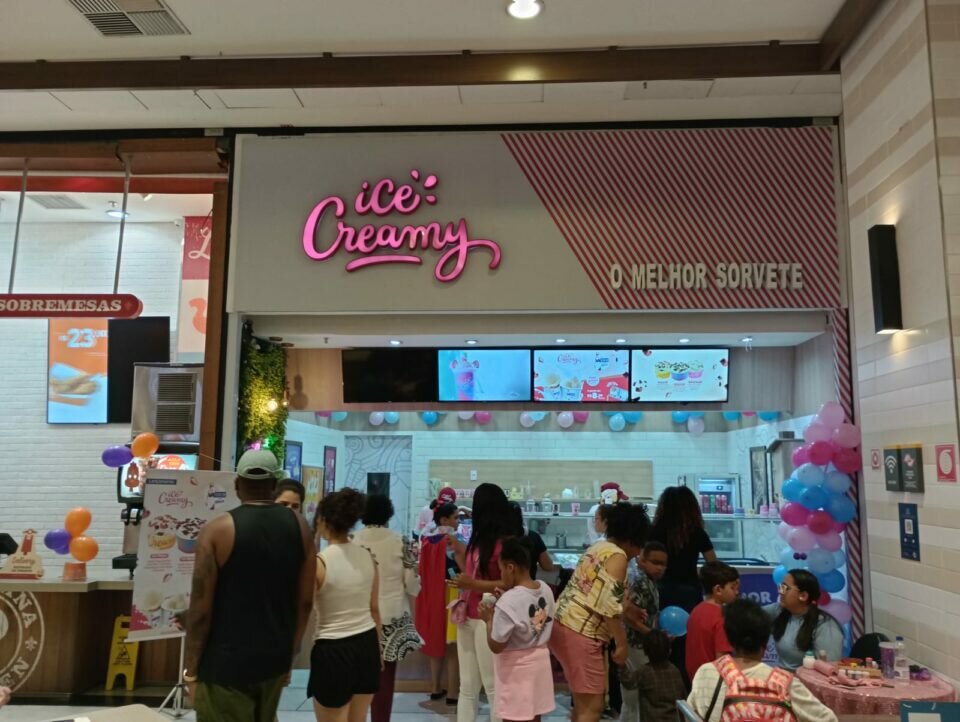 VENDE-SE OPERAÇÃO DE FRANQUIA ICE CREAMY NA PRAÇA DE ALIMENTAÇÃO