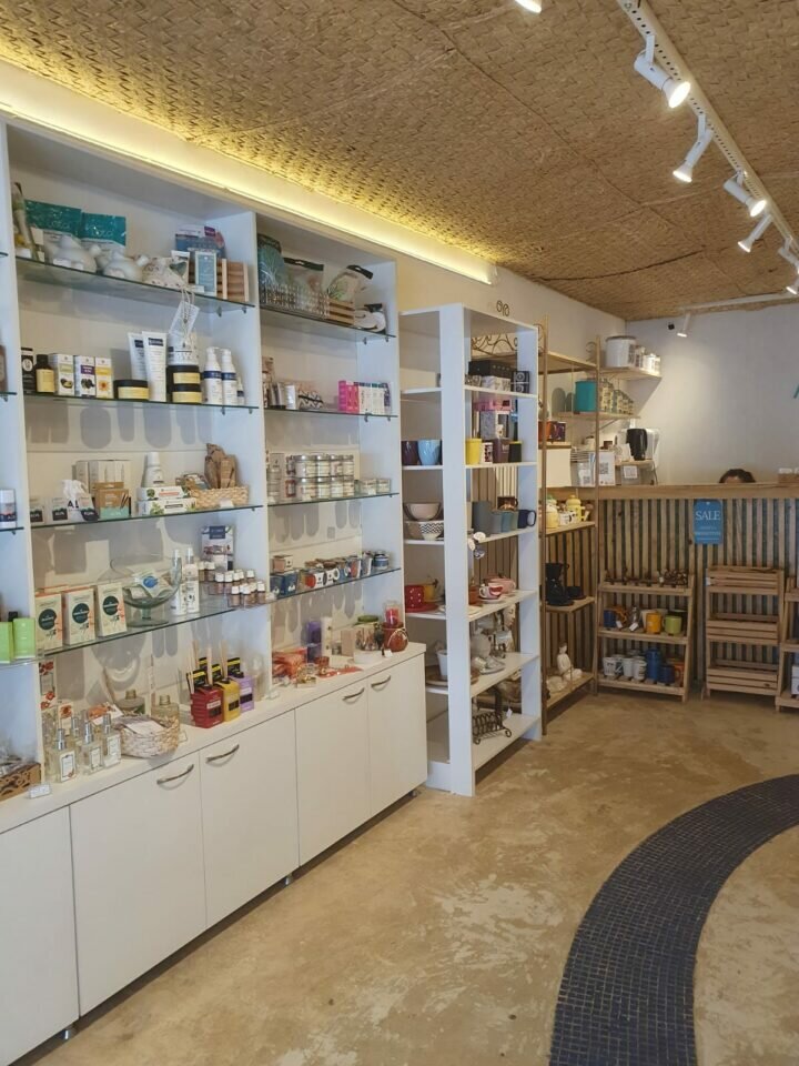 Passo excelente ponto comercial em ponto nobre da Savassi