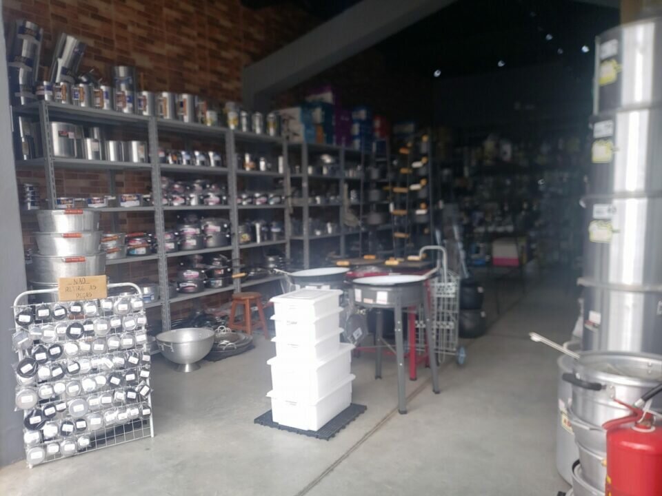 Vendo tradicional loja de utensílios e utilidades domésticas