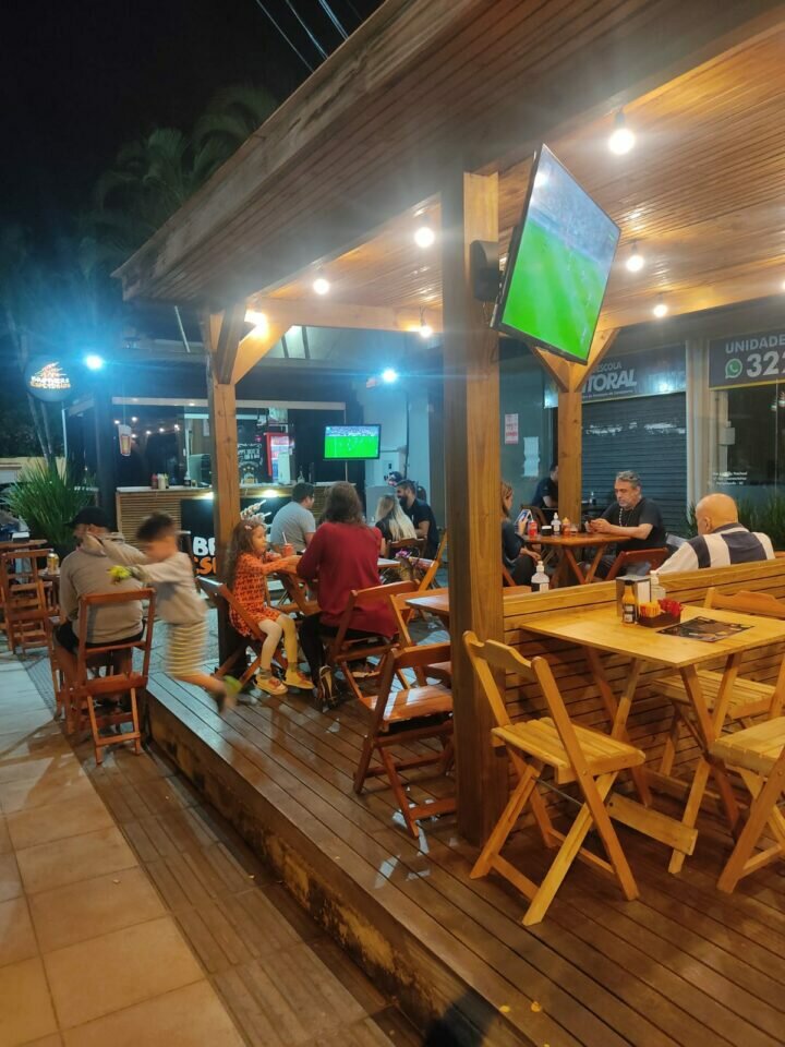 Vendo Quiosque De Espetos Na Praia De Canasvieiras – Excelente Investimento