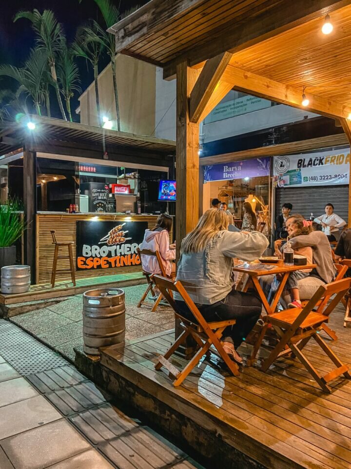 Vendo Quiosque De Espetos Na Praia De Canasvieiras – Excelente Investimento