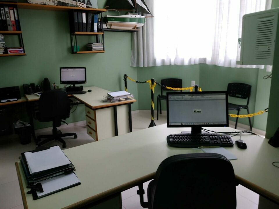 Vendo Distribuidora de Alumínio completa