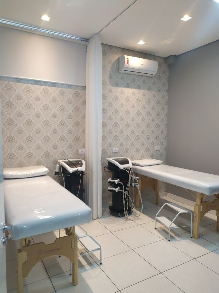 CLÍNICA DE ESTÉTICA, EMAGRECIMENTO E DEPILAÇÃO A LASER