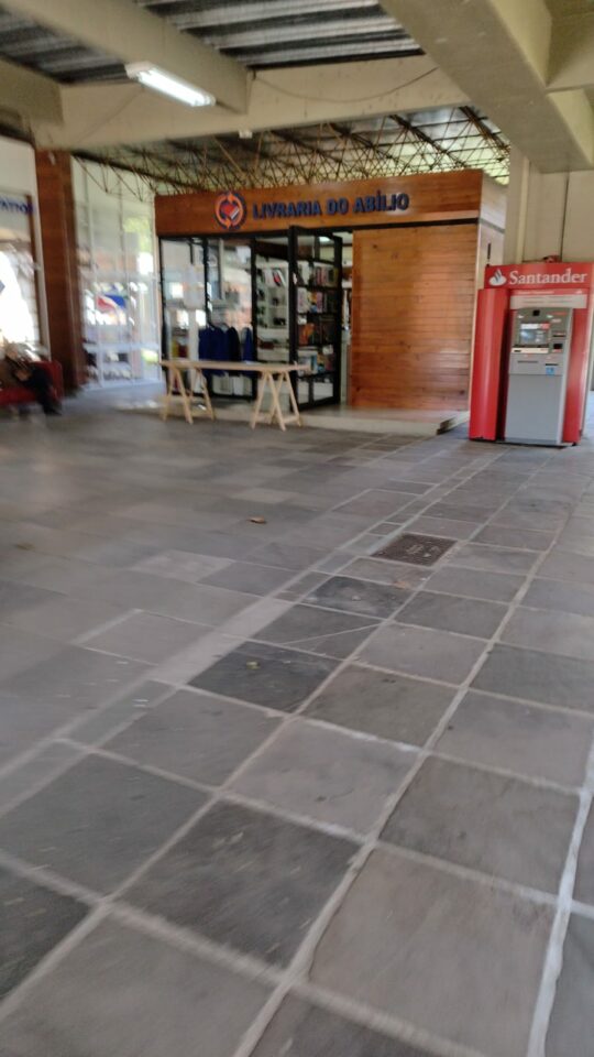 Livraria e Papelaria dentro de universidade em São Leopoldo