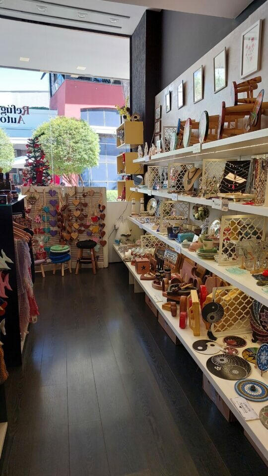 Vendo loja equipada e carteira de clientes  Zona Sul POA