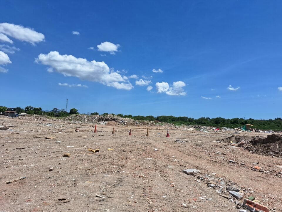 Vendo bota fora aterro rj legalizado