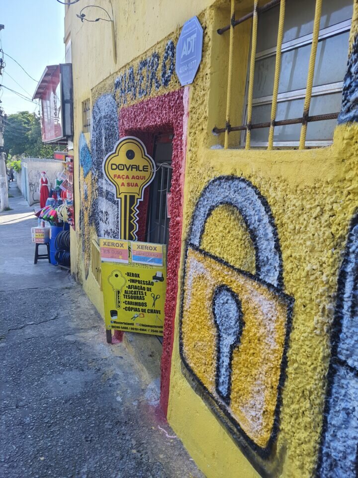 Venda de Materais Eletricos, hidraulica com chaveiro