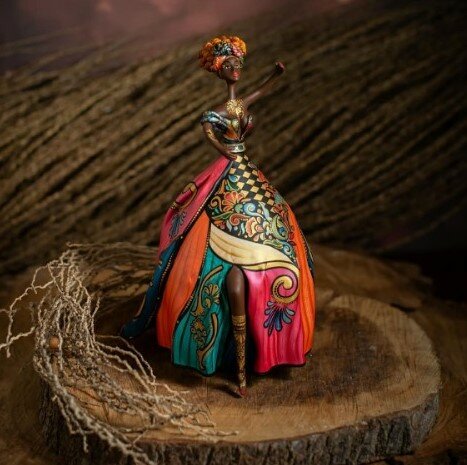 Empresa muito conhecida no mercado de Artesanato com produtos únicos