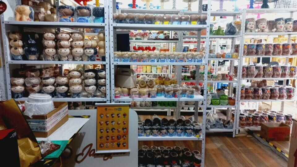 Vende-se empresa de artesanato