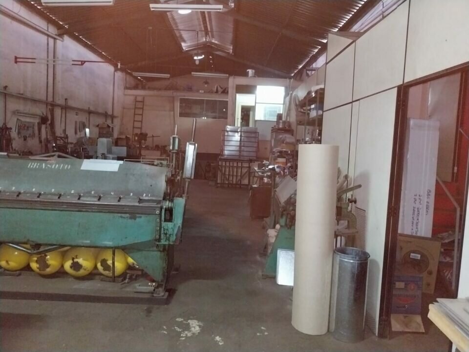 Fábrica de Lixeiras Metálicas e Outros Produtos